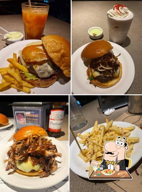 Sanduíche de carne de porco desfiada em Terraço Burger & Beer