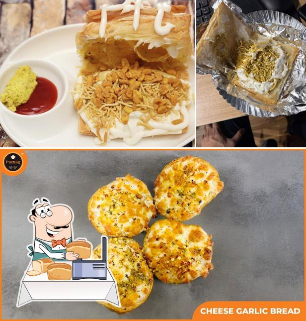 Garlic bread at Puffing - The Live Puff