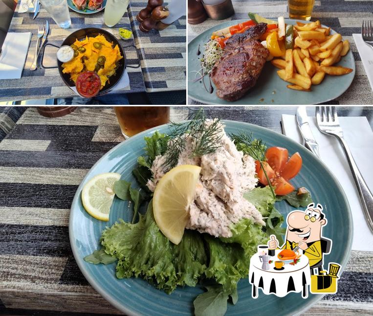 Plats à Restaurant Over Aaen