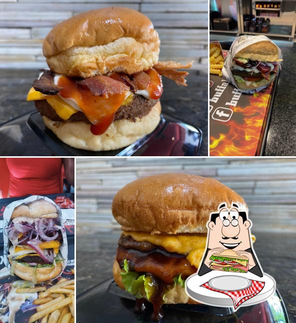 Clube sanduíches em Buffalos Red