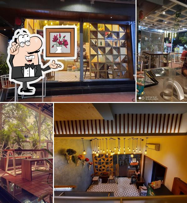 Check out how CAFE DAN looks inside
