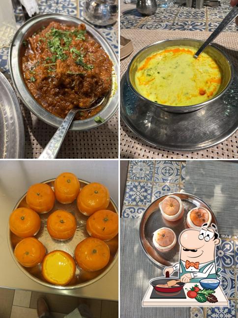 Chicken curry at Vassco Da Goa