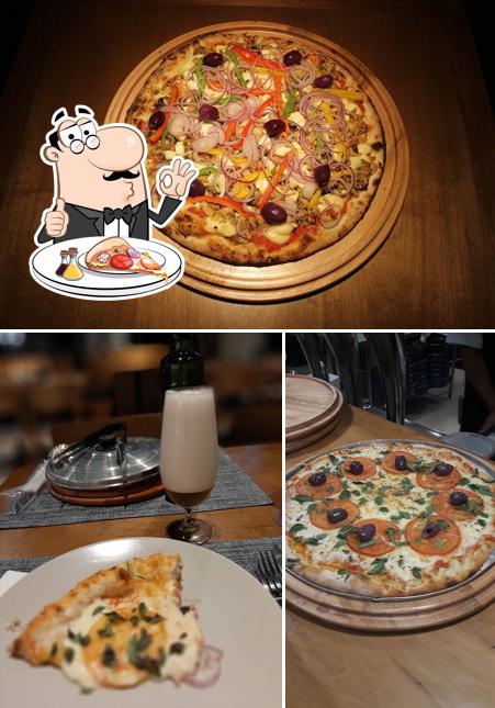 No Blend Alphaville Restaurante e Pizza Bar, você pode desfrutar de pizza