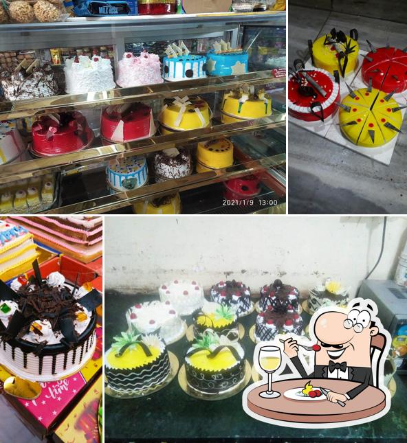 Food at श्री बेकर्स Shree Bakers