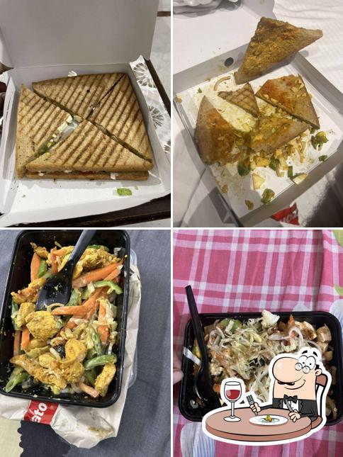 Food at MuscleHolics, The Healthy Food Cafè