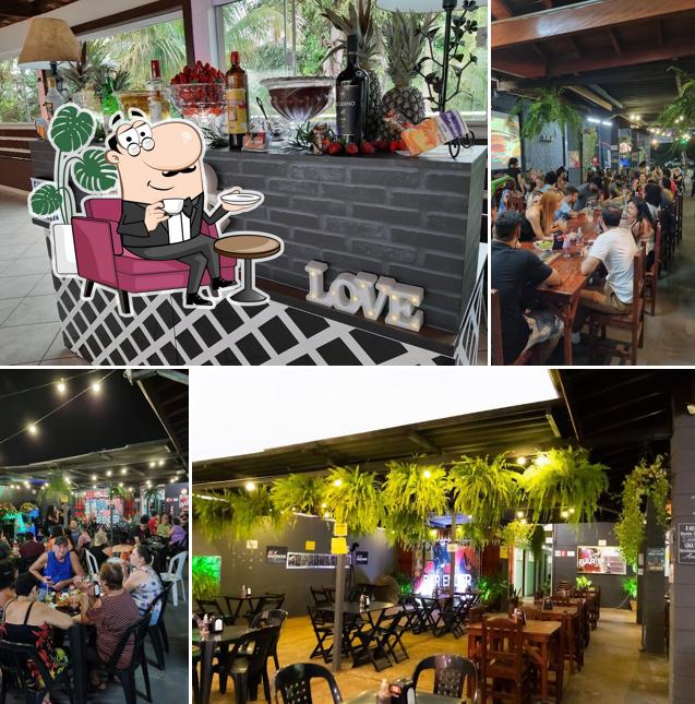 Veja imagens do interior do JR BARTENDER