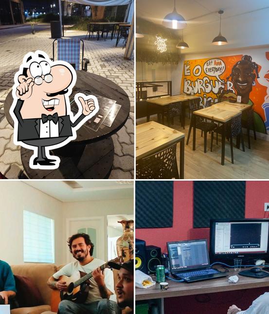 Veja imagens do interior do O Pico Burguer