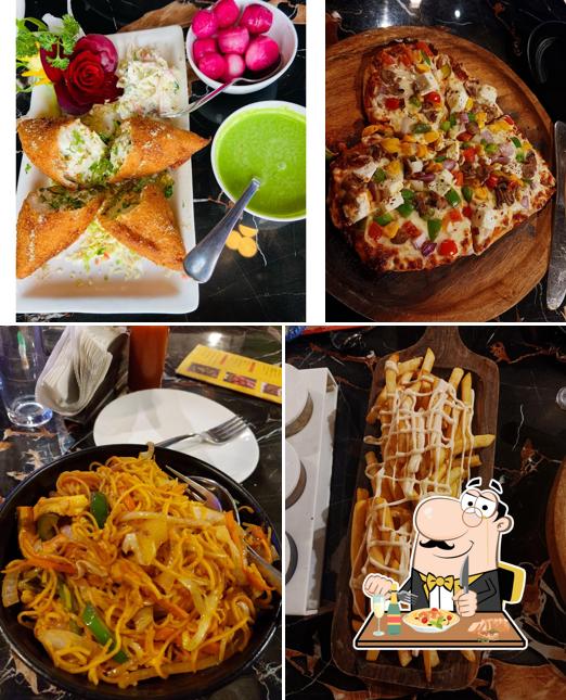 Pad thai at City Heartz