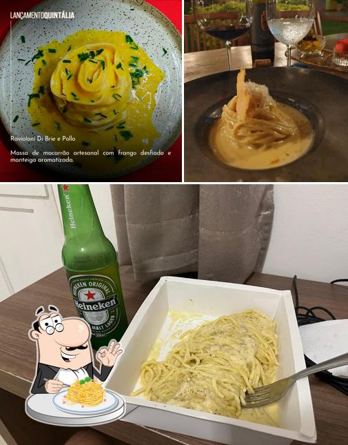 Espaguete carbonara em Quintalia Restaurante