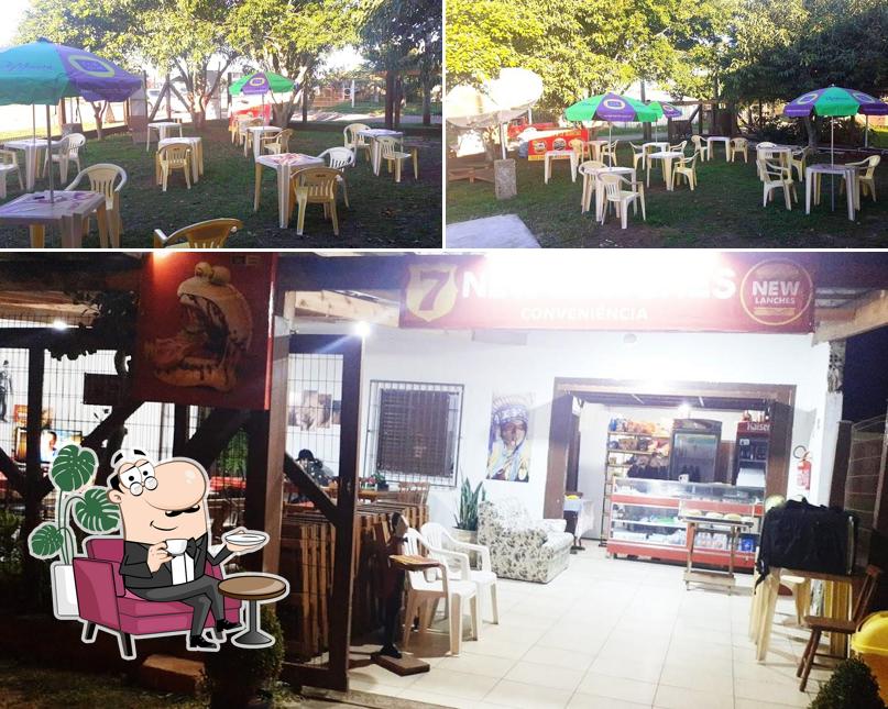 O interior do New Lanches Imbé