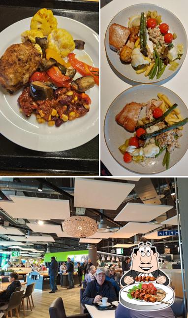 La cibo e interni del ristorante