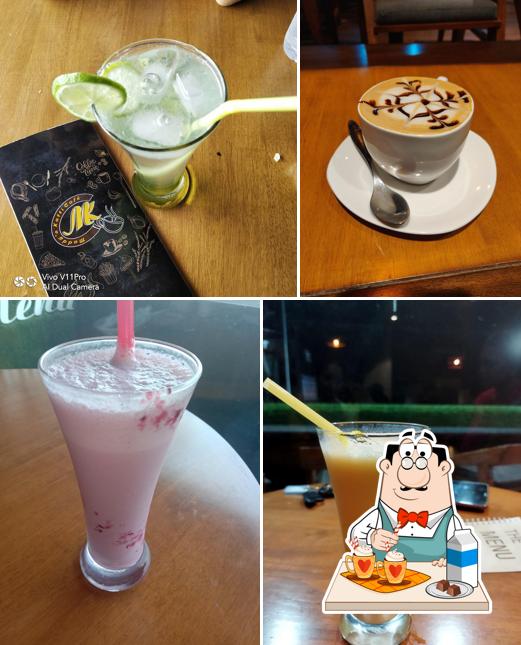 Maddy's Katti Cafe, Ujire
