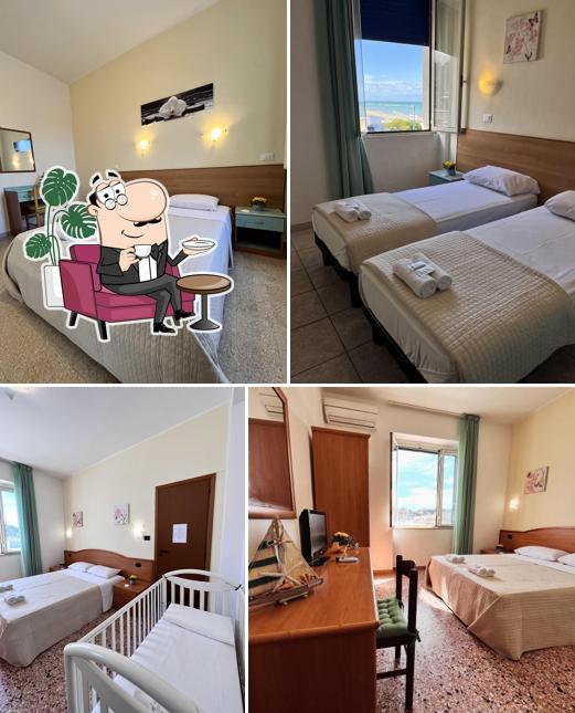 Siediti a un tavolo di Ristorante - Hotel Valente