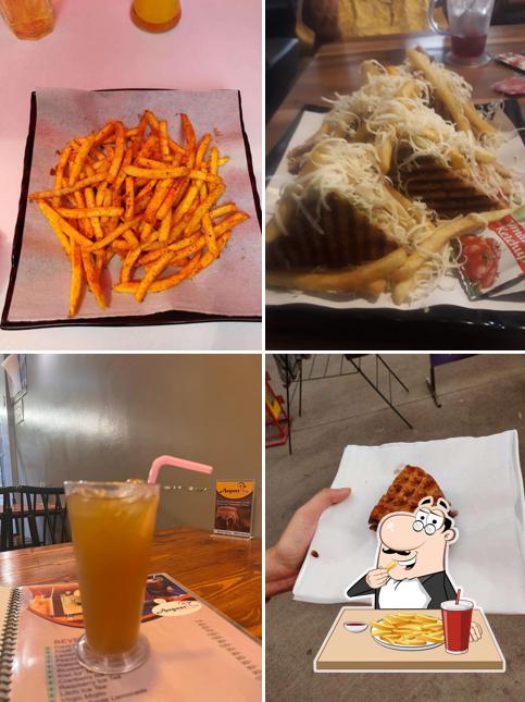 French fries at Cafe August 1 Five