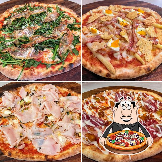Ordina tra le svariate varianti di pizza
