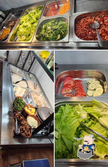 Comida em Simple Fogao a Lenha