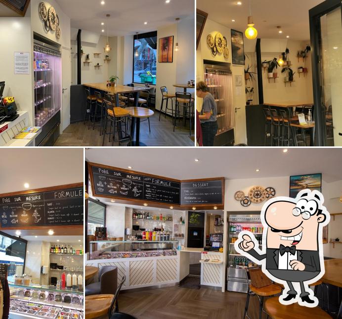 Installez-vous à l'une des tables de Poke Star《healthy food》
