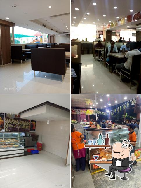 Check out how PS4 Veg Restaurant looks inside