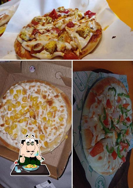 Meals at Pizza Land