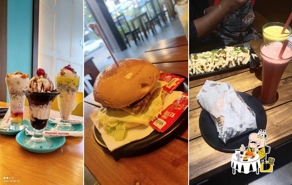 Food at Burger Lounge, Muvattupuzha