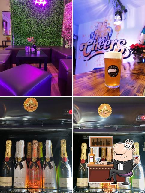 Ecco un'immagine di Cheers industry pub