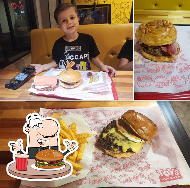 Peça um hambúrguer no Toy's Burguer
