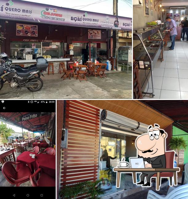Sente em uma das mesas no Restaurante Açai Quero Mais