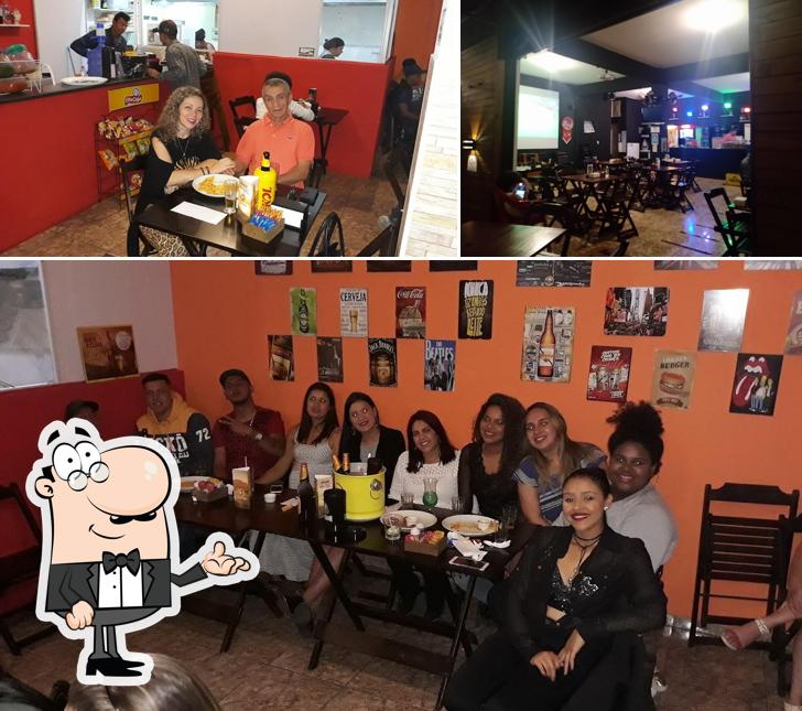 O interior do Juninho Deck Bar