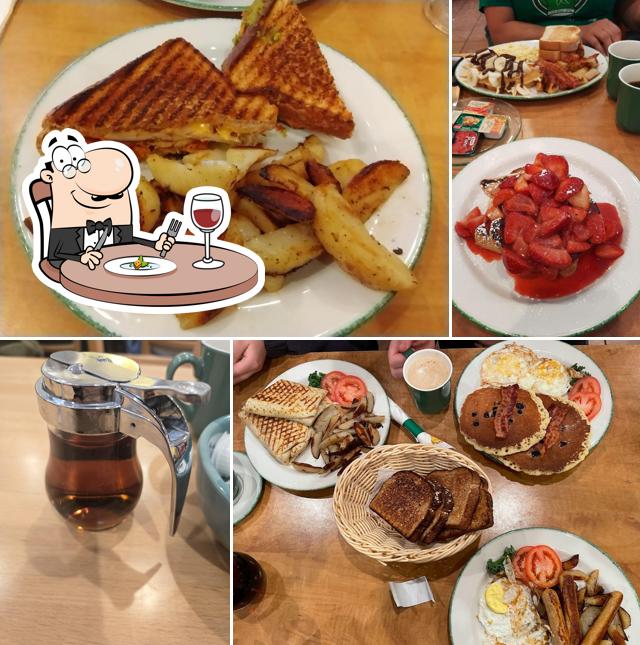 Sandwich de porc effiloché à Cora's Breakfast