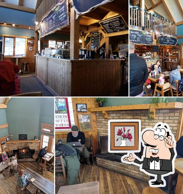 L'intérieur de Cochrane Coffee Traders Ltd