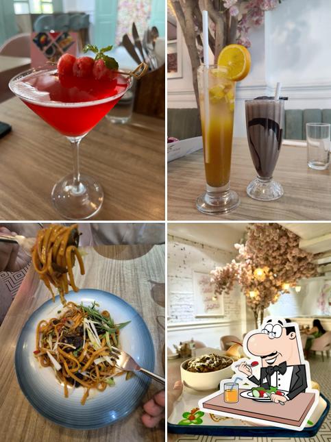 Meals at Café Ciro