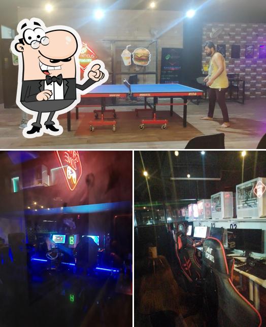 Check out how inFAMOUS Gaming Cafe looks inside