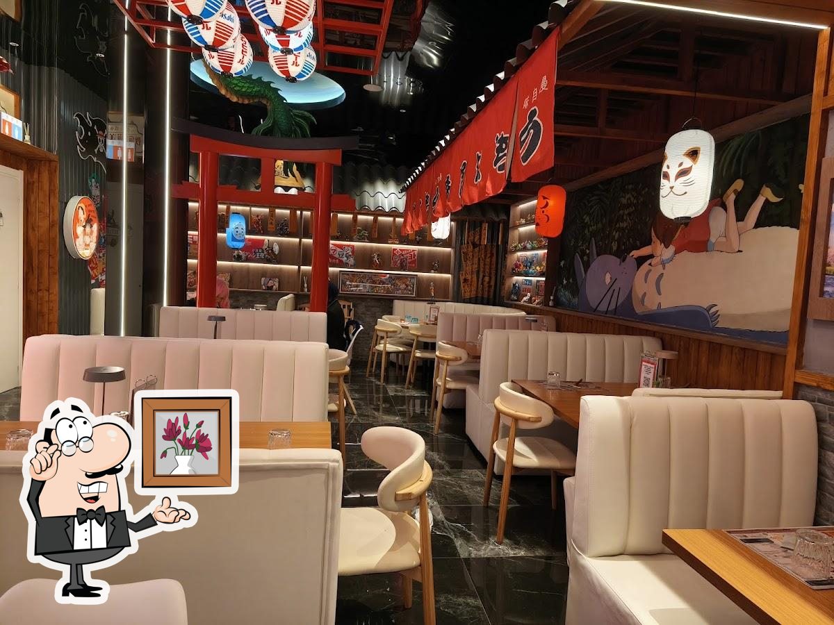 Dai un'occhiata agli interni di MIC Ramen Forlì.