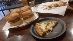 Tantos Pizzeria