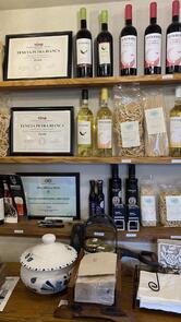 Tenuta Petra Bianca - Organic Winery and Rooms