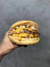 Perito - Hamburgueria artesanal