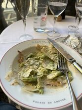 Le Café Marly