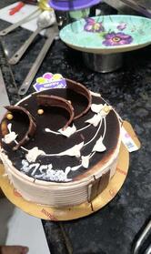 Monginis Cake Shop