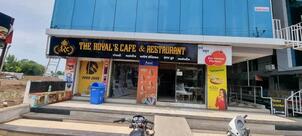 The Royal's Cafe & Restaurant Best Restaurant In Rajpipla Best Family Restaurant Fast Food Restaurant Best Cafe