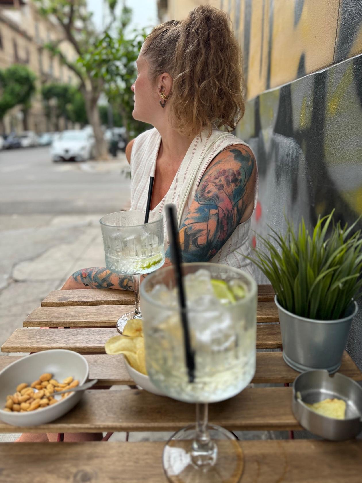 2819 wine bar