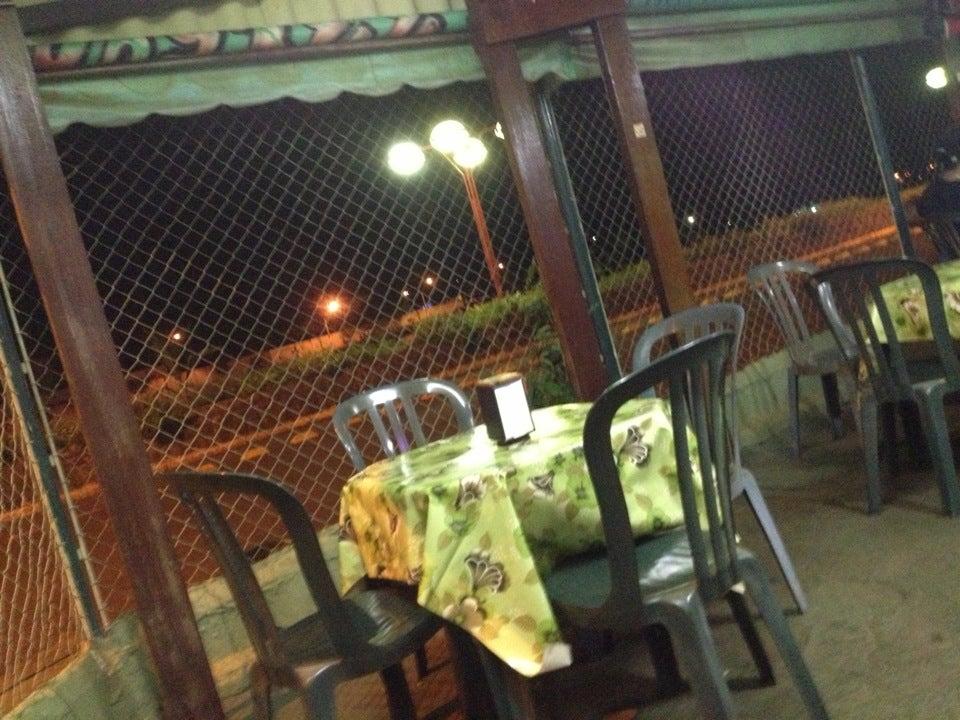 Lagu's Lanches