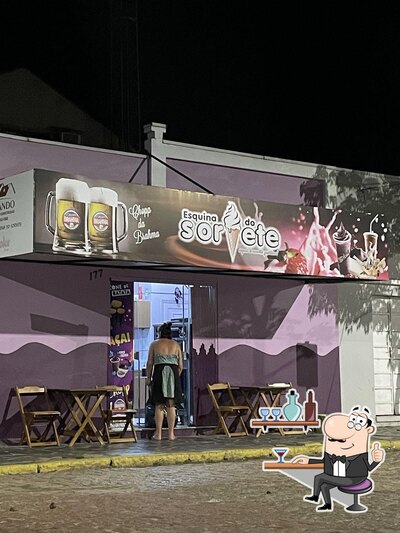 Veja imagens do interior do Esquina do Sorvete