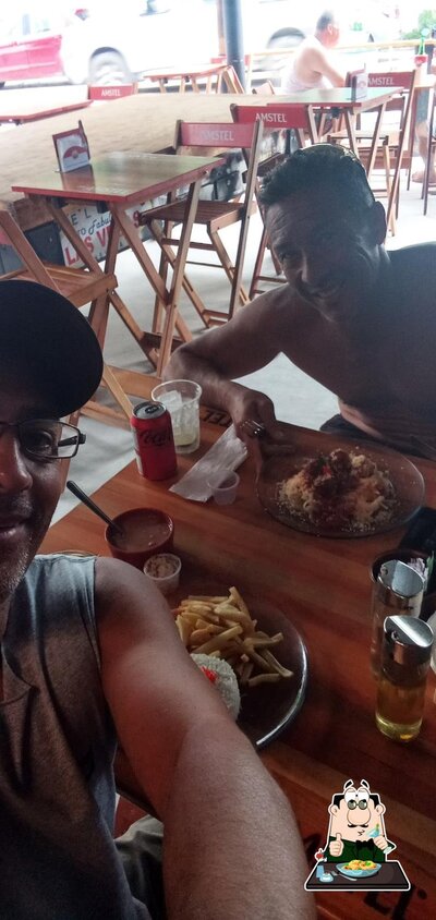 Comida em Bar do Marujo