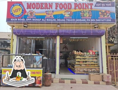 Food at Modern Food Point