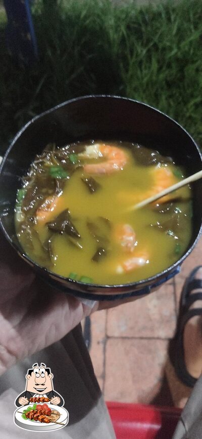 Platos en Tacacá da Praça