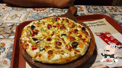 At (MOC) Mad Over Chicken, you can order pizza