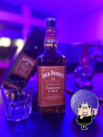 Adega e Tabacaria K&M fornece um número de bebidas