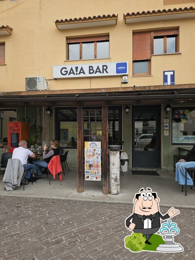 Goditi la vista dagli esterni di Bar Da Laura