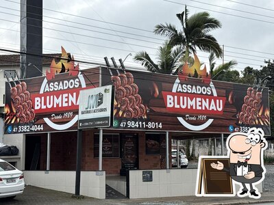 Descubra a área externa do Assados Blumenau Timbó (Rua Blumenau)