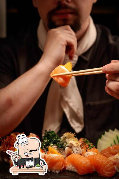 Peça diferentes opções de sushi